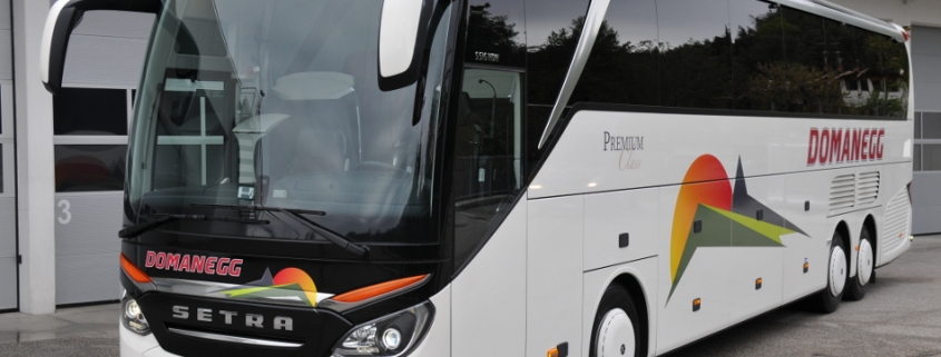 Bus 54 Sitzplätze